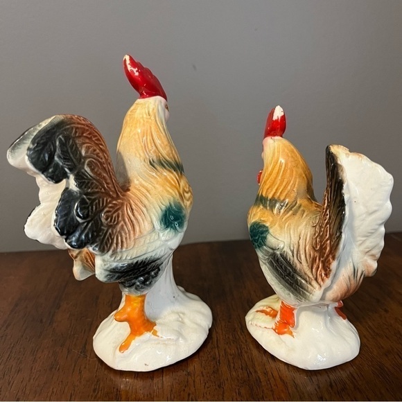 VINTAGE CERAMIC ROOSTER HEN CHICKEN SALT PEPPER SHAKERS JAPAN. - Picture 5 of 13